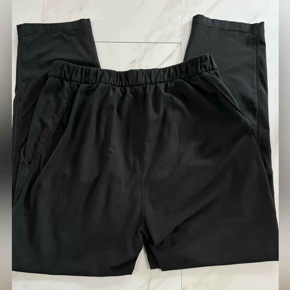 Lululemon Essential High Rise Trouser Pants Womens 8 Black Pocket Front Pleat
